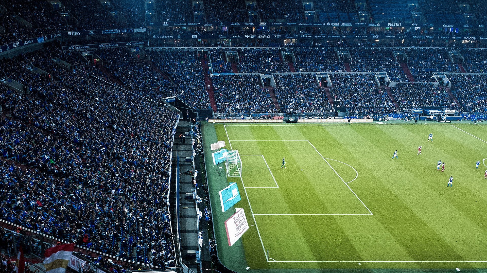 掘金压哨战胜快船，系列赛焦点战中约基奇连续抢断建功，掘金中锋约基奇